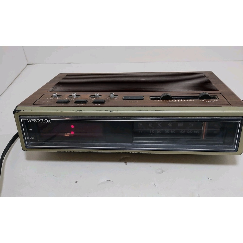 Vintage Westclox Digital Am FM Radio Alarm Clock Wood Grain 80170-01 Tested Work